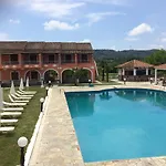 Regina Nina 4*