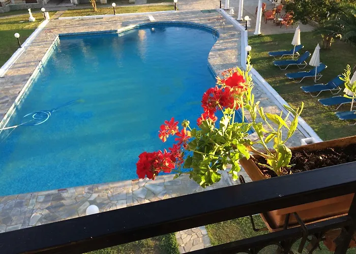 Regina Nina 4* Vasilátika