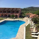 Konukevi Regina Nina 4*