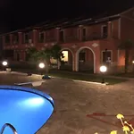 Konukevi Regina Nina 4*
