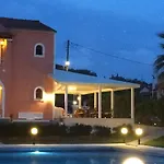 Regina Nina Konukevi 4*
