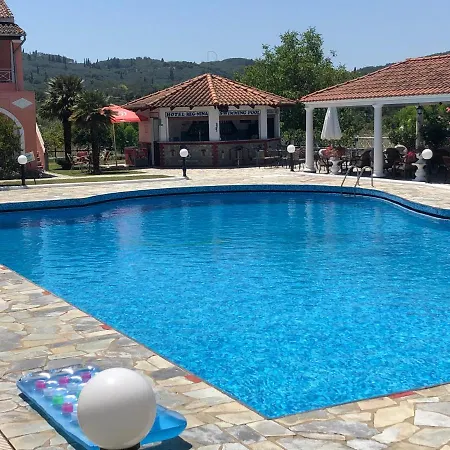 בית הארחה Regina Nina 4*