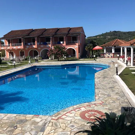 Regina Nina בית הארחה 4*