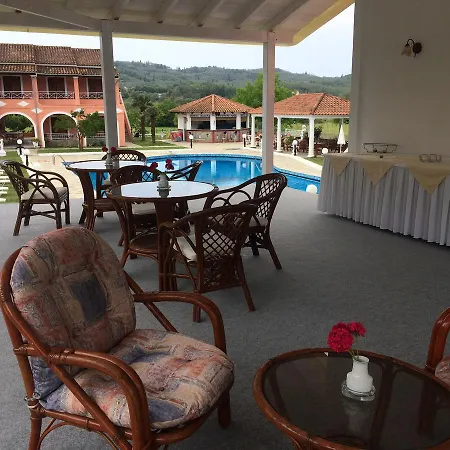 Regina Nina בית הארחה