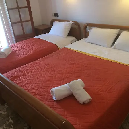 בית הארחה Regina Nina